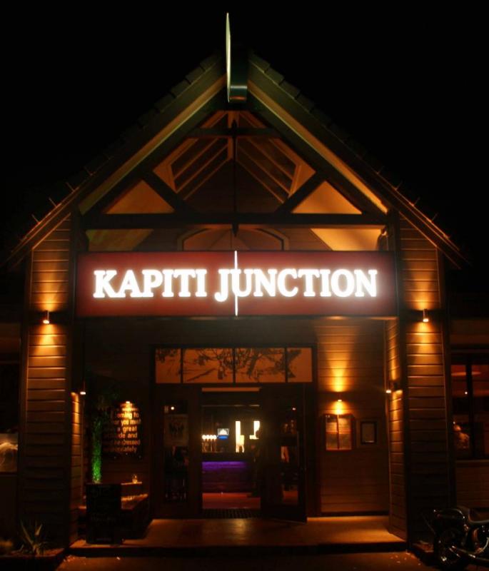 Monteith's Brewery Bar, Kapiti Junction, PARAPARAUMU, Wellington Pub