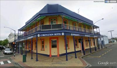 Coronation Hotel - image 1