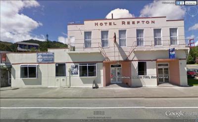 Hotel Reefton - image 1
