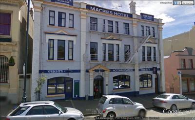 Mackies Hotel - image 1