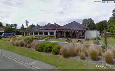 Manapouri Lake View Motor Inn - image 1