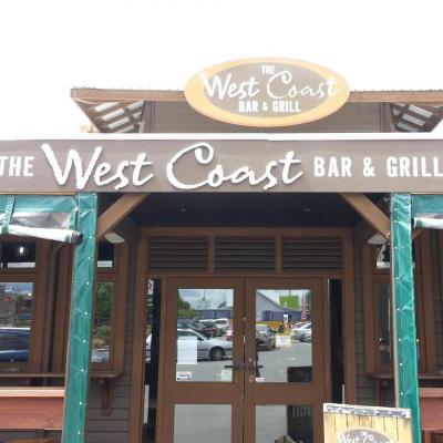 West Coast Bar & Grill - image 1