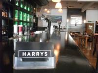 HARRYS Restaurant and Bar - image 2