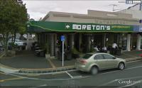 Moreton's Bar & Restaurant - image 1