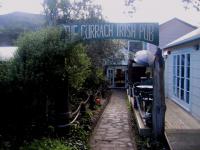 Pohutukawa Lodge & Currach Irish Pub