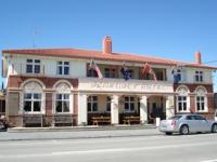 Ranfurly Lion Hotel - image 1