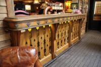 Saloon Saloon - image 1